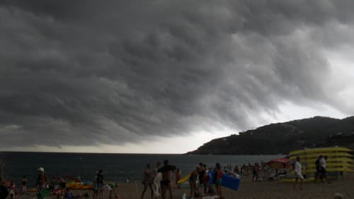 Arrivée d'orage impressionnante