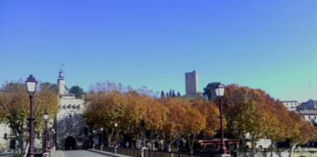 Sommières en automne