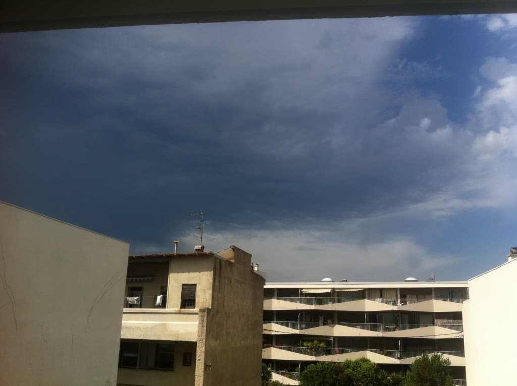 orage en formation brutale sur Montpellier