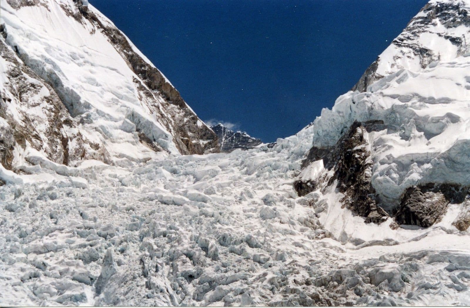 Image d'illustration pour Avalanche meurtrière dans l'Everest