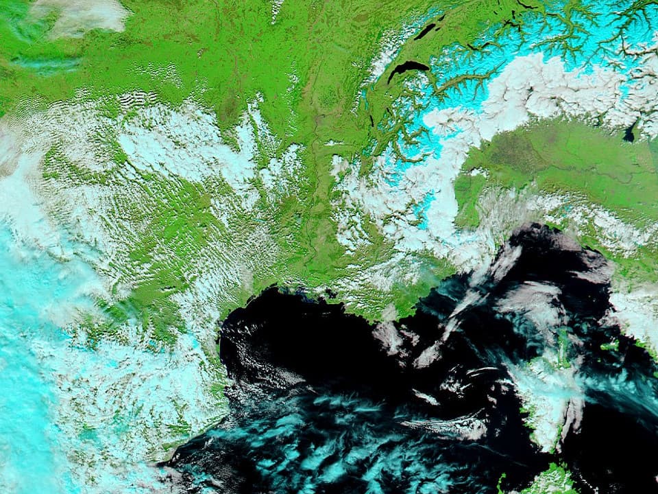 Image d'illustration pour Neige aux Etats-Unis, en Iran et sur les Alpes