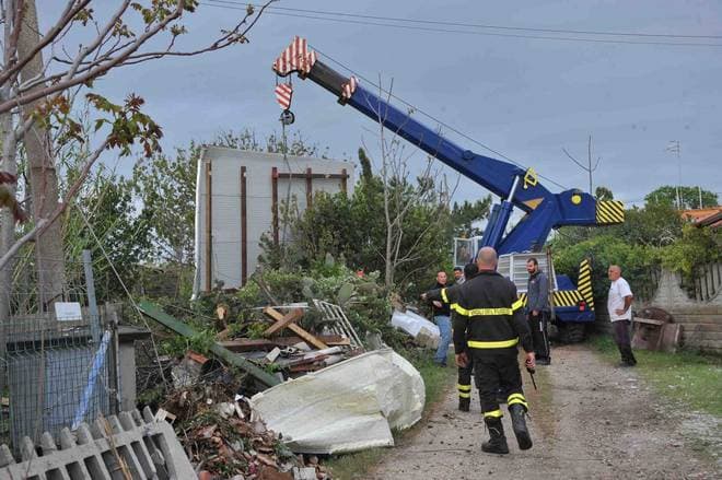 Image d'illustration pour Tornade à Civitavecchia près de Rome (Italie)