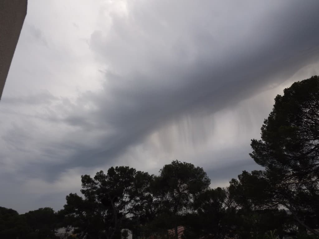 La pluie arrive