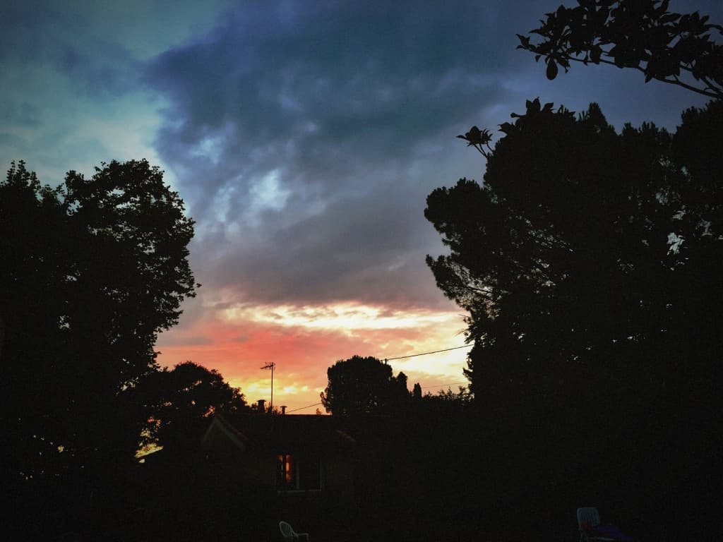 couchÃ©  de soleil a 21:00 Montpellier 